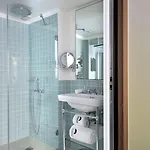 Hotel Parister Piscine & 5*