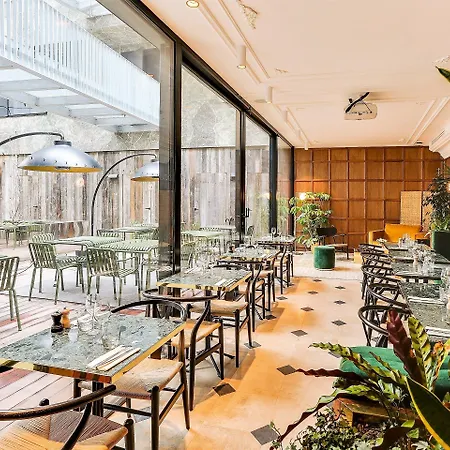 Hotel Parister Piscine & Paris