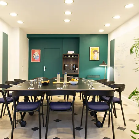 Parister Piscine & 5*