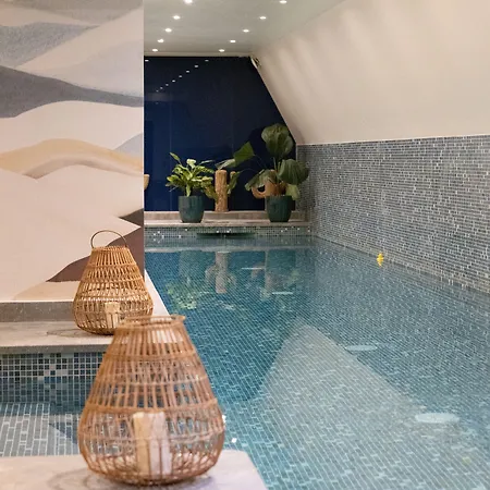 Parister Piscine&spa 5*