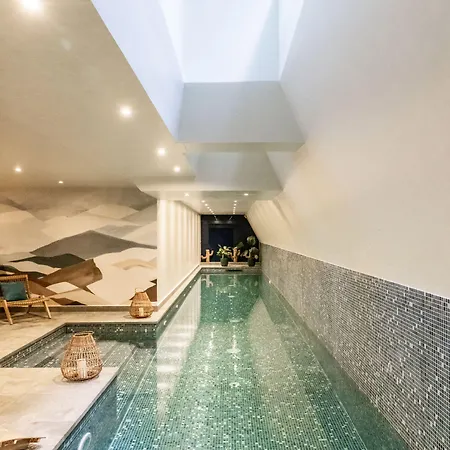 Parister Piscine&spa 5* Parigi