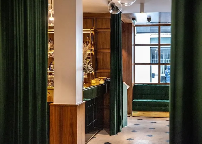 Parister Piscine & Hotel Paris