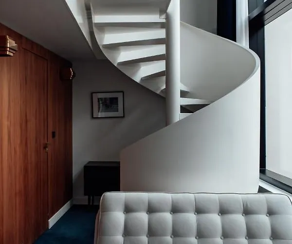 Hotel Parister Piscine &