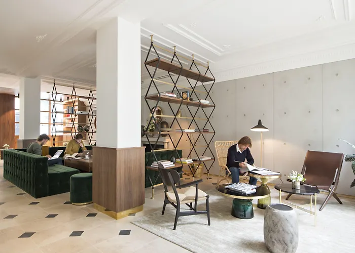 Parister Piscine & 5* Paris