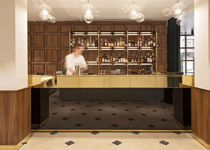 Hotel Parister Piscine &