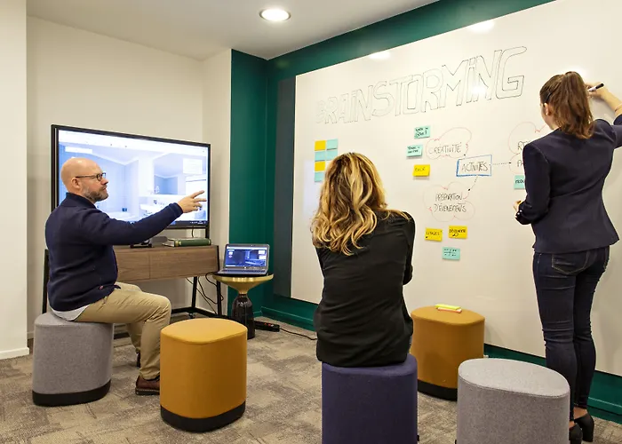 Hotel Parister Piscine & 5*