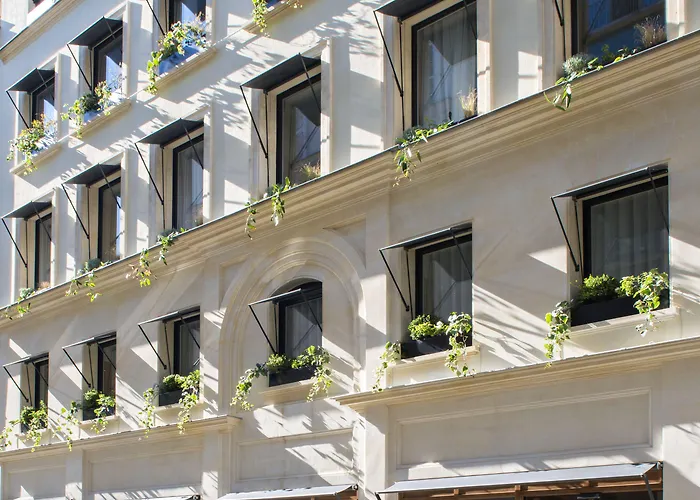 Hotel Parister Piscine & 5*