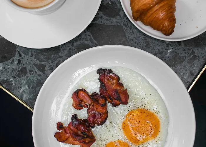 Hotel Parister Piscine & 5*