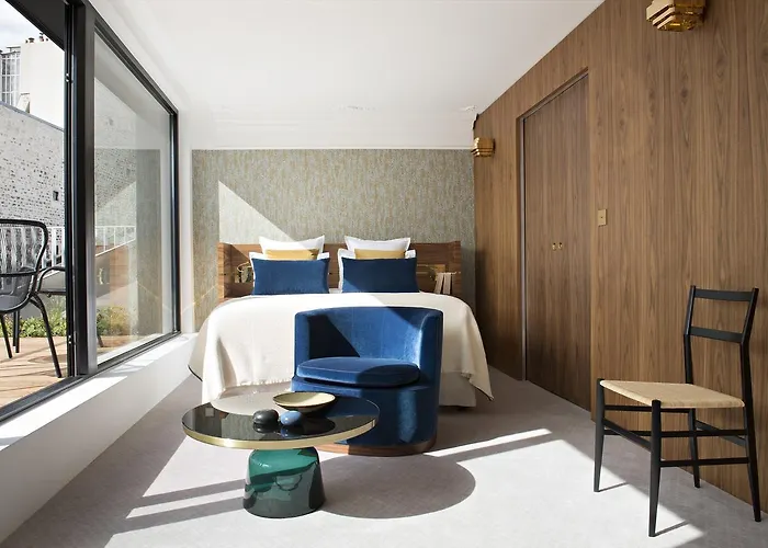 Hotel Parister Piscine & 5*