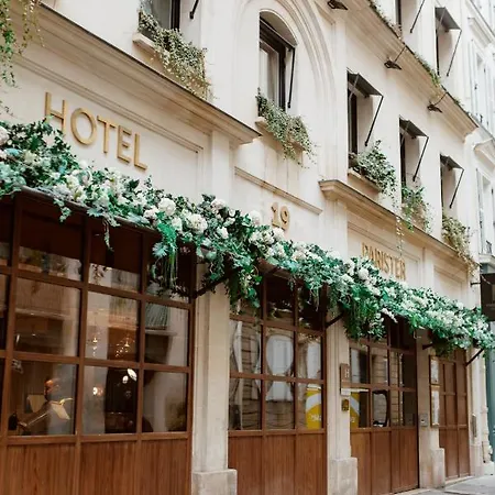 Parister Piscine & Hotell 5*