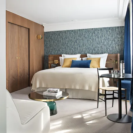 Parister Piscine & Hotell